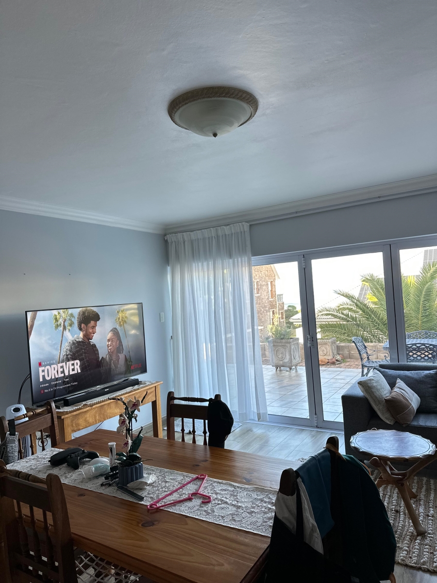To Let 2 Bedroom Property for Rent in Outeniqua Strand Western Cape